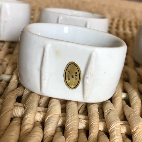 70's Christmas Napkin Rings - Christmas Dining - Poinsettia Christmas - Picture 9 of 11